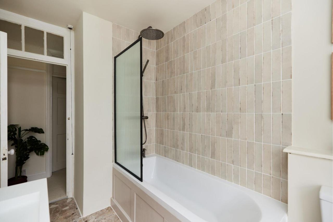 דירות לונדון The Kilburn Crib - Stunning 3Bdr Flat מראה חיצוני תמונה